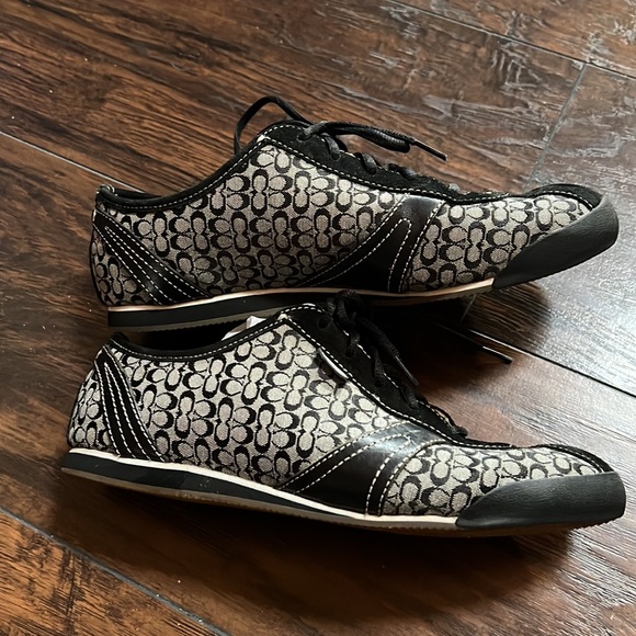 Coach Kelby Black Sneakers - Picture 5 of 14